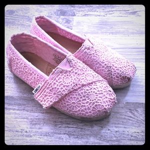 Toms girls shoes size 11